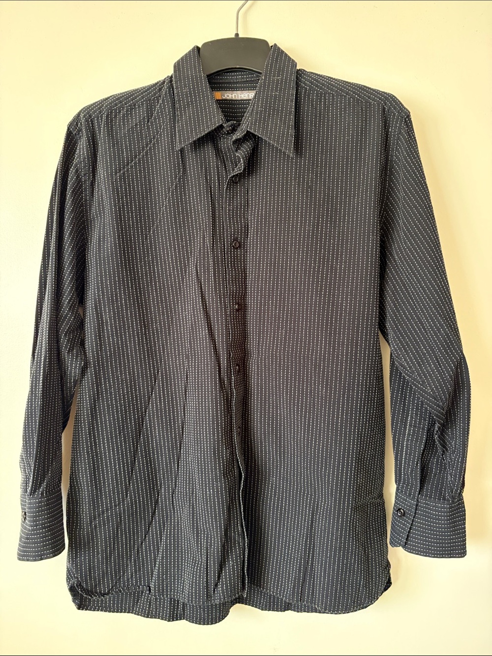 Men's Black Dot-Pattern Long-Sleeve Dress Shirt